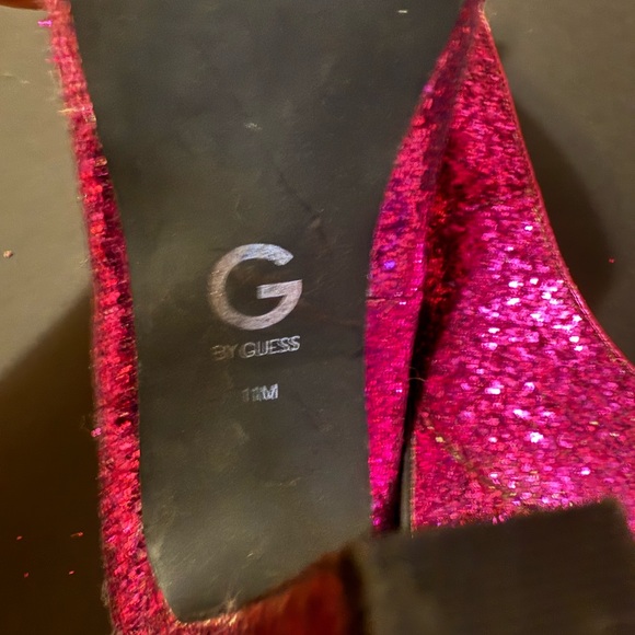 G by Guess Women's Sparkling Pink Heels - Picture 2 of 4